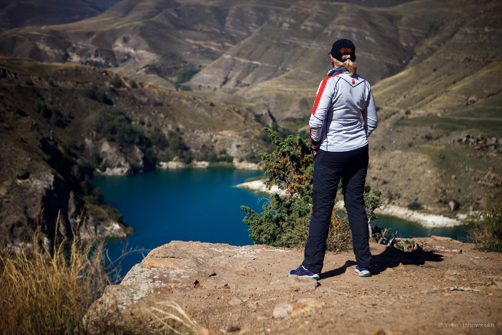 Ольга и горы. Фотограф в Барнауле Юлия Бобровских