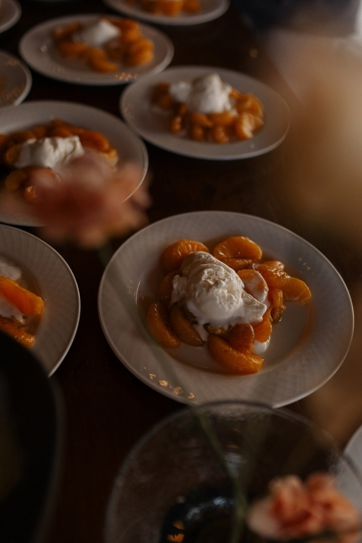 Мандарины фламбе с мороженым. Кейтеринг Royal Catering | По Москве и Московской области организуем р