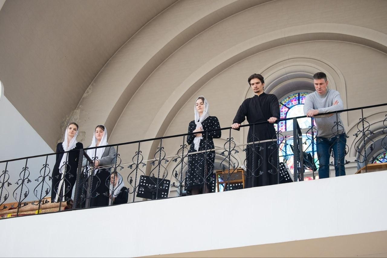 Благочинный Северо-западного округа храма принял участие в Архиерейском Богослужении В Николо-Тихвинском Соборном храме Г. САРАТОВА. Саратовское Северо-Западное благочиние