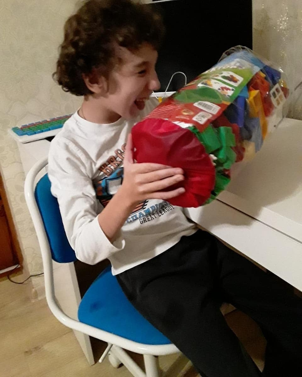 Спасибо за творчество и развитие: дарим конструкторы нашим детям!