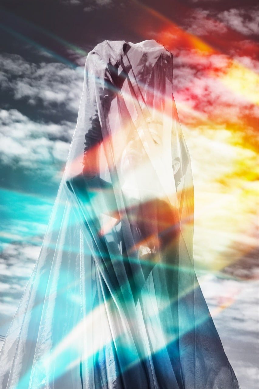 ABOUT / CONTACT. Yulia Yurchevskaya | Art Director & Visual Visionary