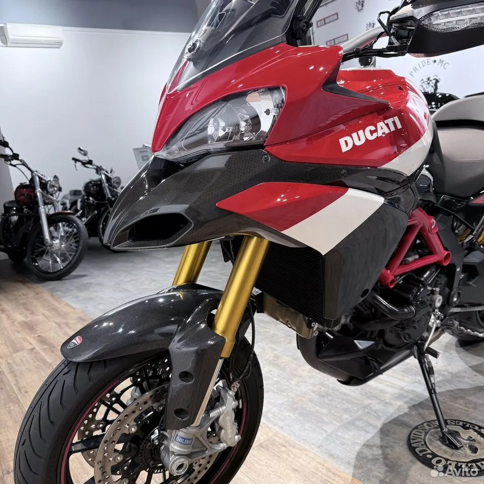 Купить Ducati Multistrada 1200S Pikes Peak (Red Carbon) — подробнее на сайте. Hello Davidson, Москва. Только хорошие мотоциклы…