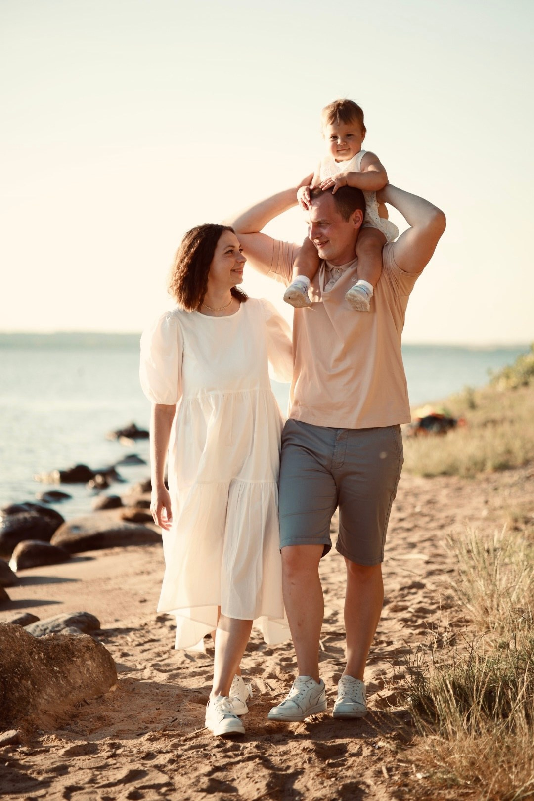 Семейная фотосессия на Минском море. Фотограф в Минске Анна Кучинская