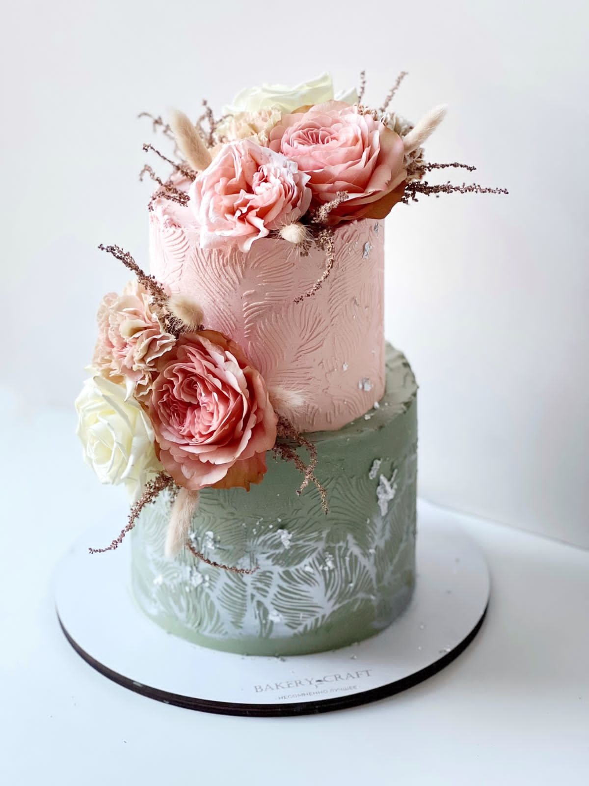 Торт крафт. Подрядчики и друзья сети свадебных площадок House for wedding