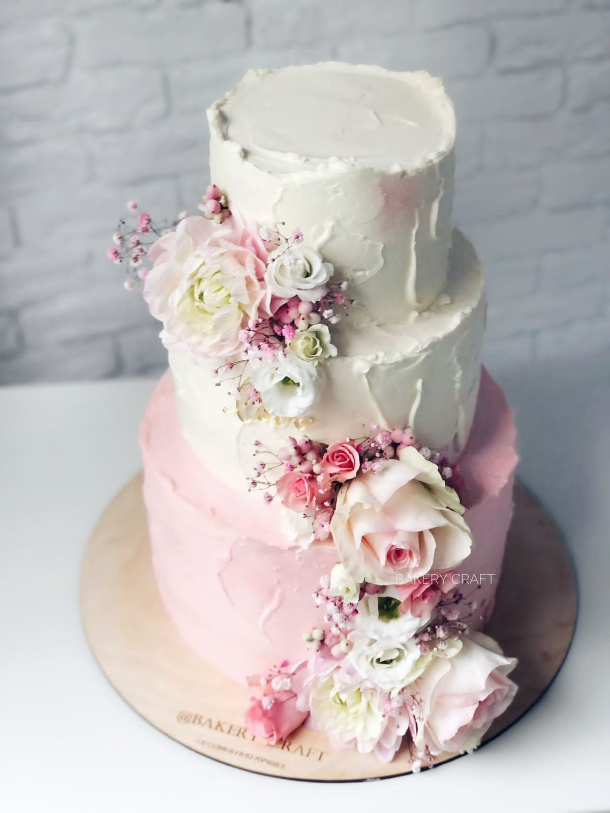 Торт крафт. Подрядчики и друзья сети свадебных площадок House for wedding