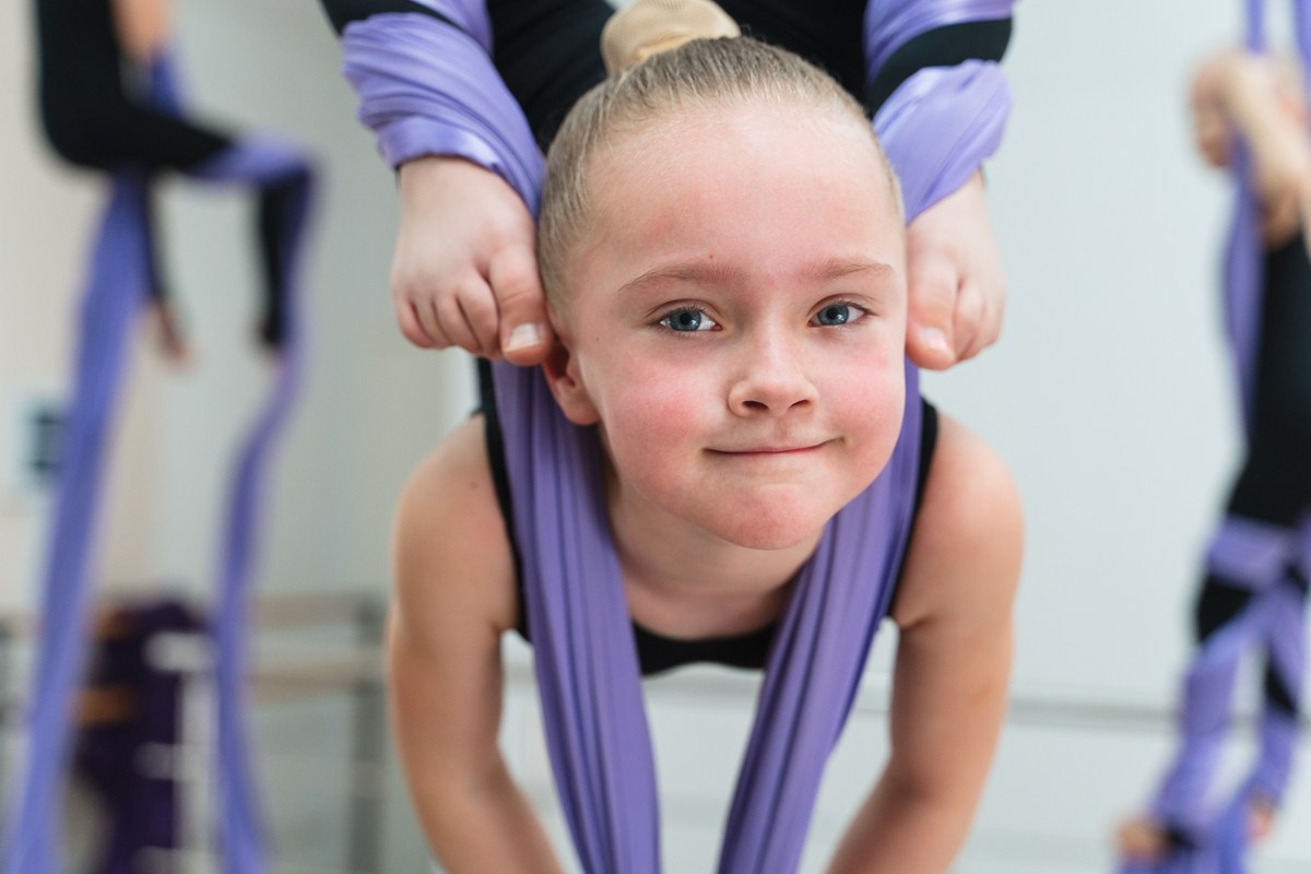 Тренировка в цирковой студии. Репортажный и семейный фотограф в Санкт-Петербурге Тарас Марченко