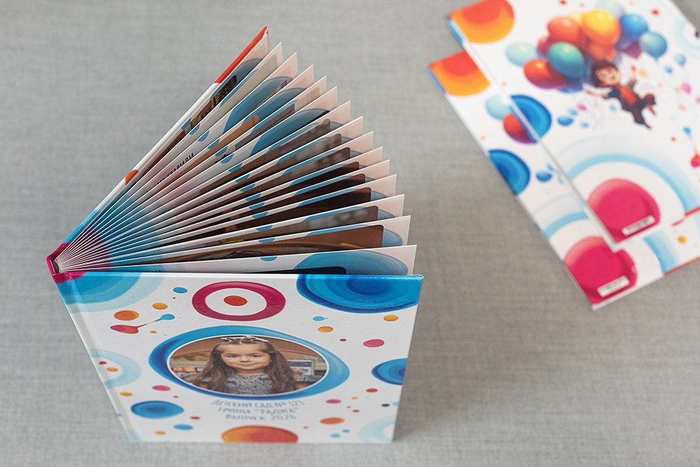 Пухлик. Садик. Выпускные альбомы СПБ. Фотограф в Садик и Школу