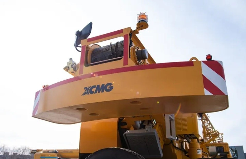 Автокран XCMG XCT20 S. Продажа надежной спецтехники от компании СТИ в г. Новосибирск