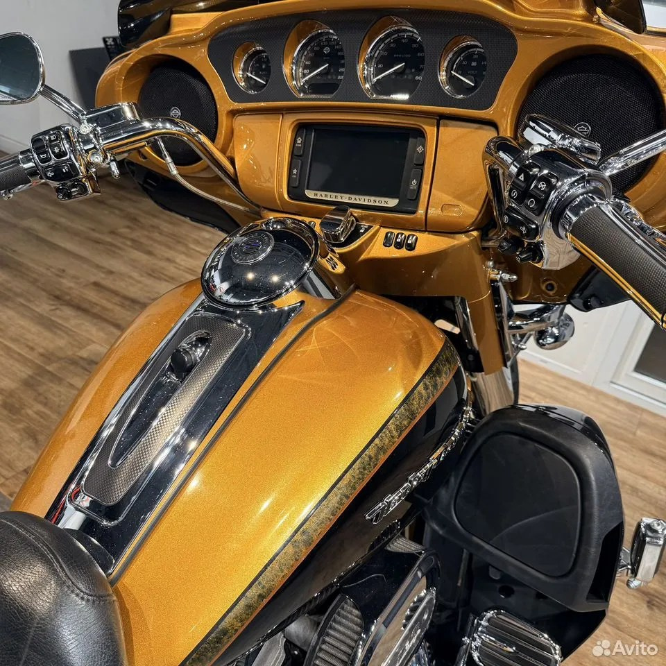 2014 CVO Еlесtra Glide Limited Gоld Rush. Hello Davidson, Москва. Только хорошие мотоциклы…