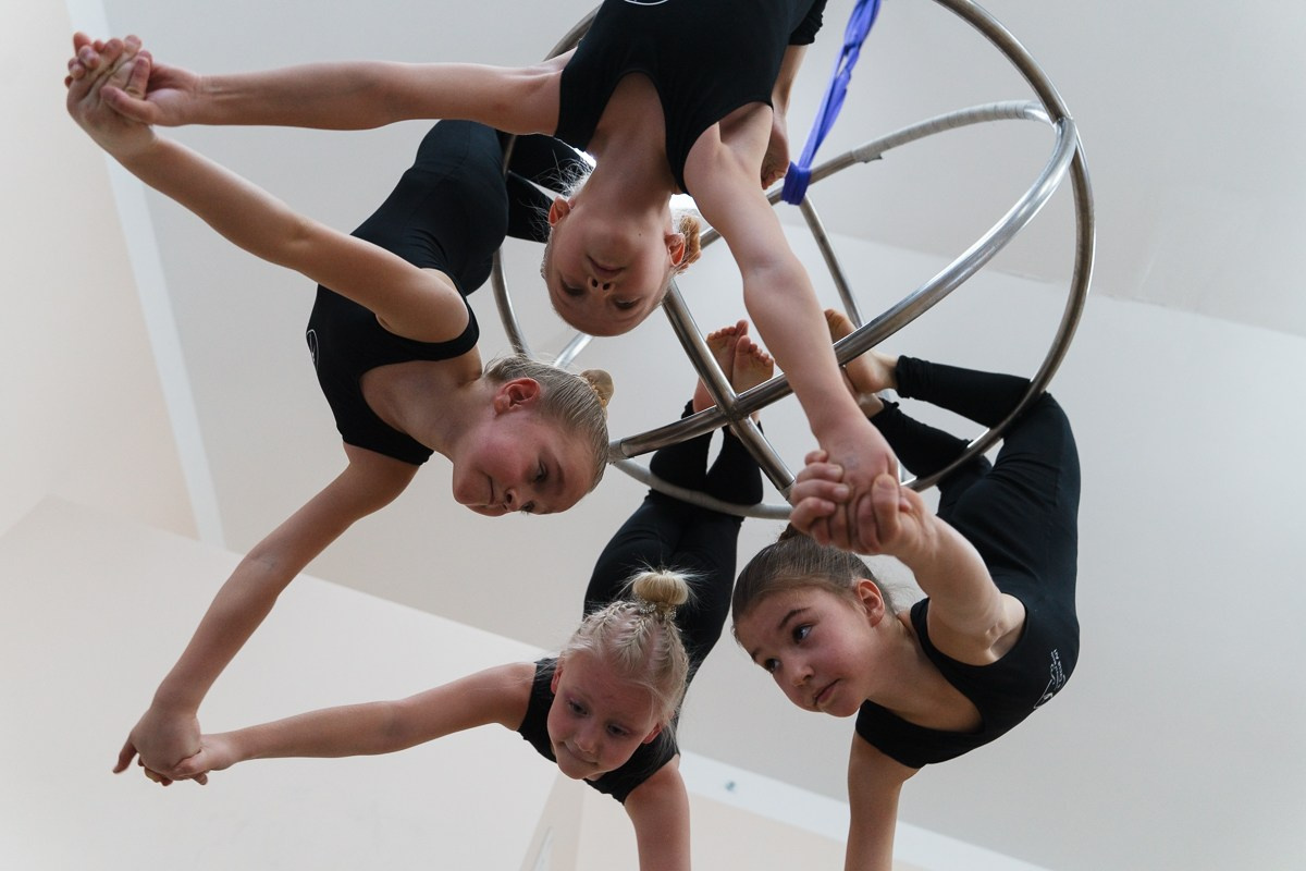 Тренировка в цирковой студии. Репортажный и семейный фотограф в Санкт-Петербурге Тарас Марченко
