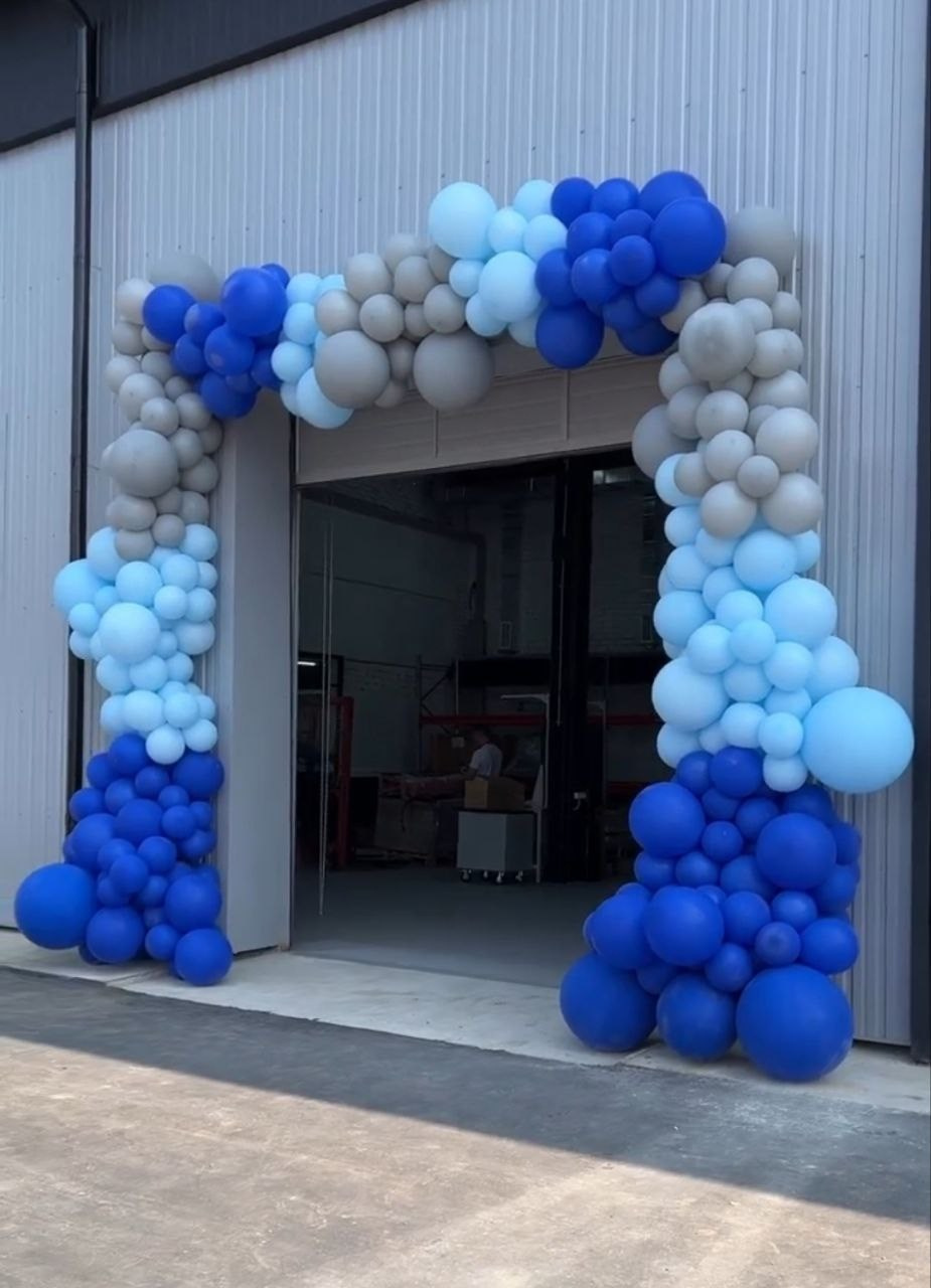 Baloni sa helijimom. Dekoracije balone. Dostava balone. Grad Novi Sad. Шары с гелием, фотозоны Нови Сад Белград. Balone i dekoracije od balona Novi Sad Beograd