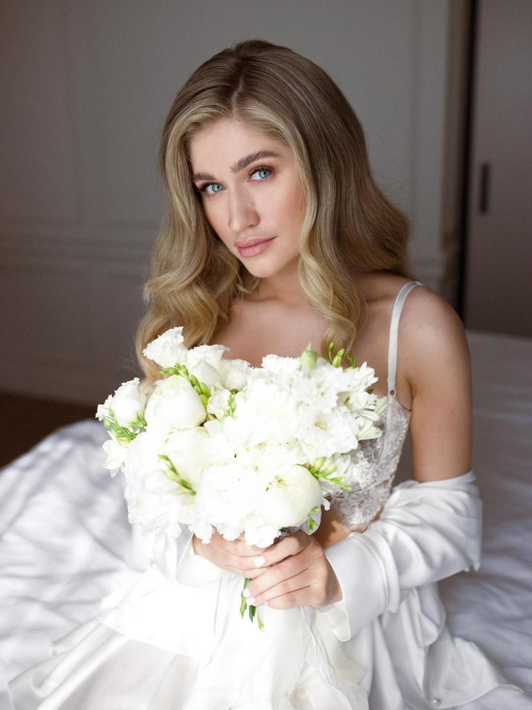 Стилист Гавловская. Подрядчики и друзья сети свадебных площадок House for wedding