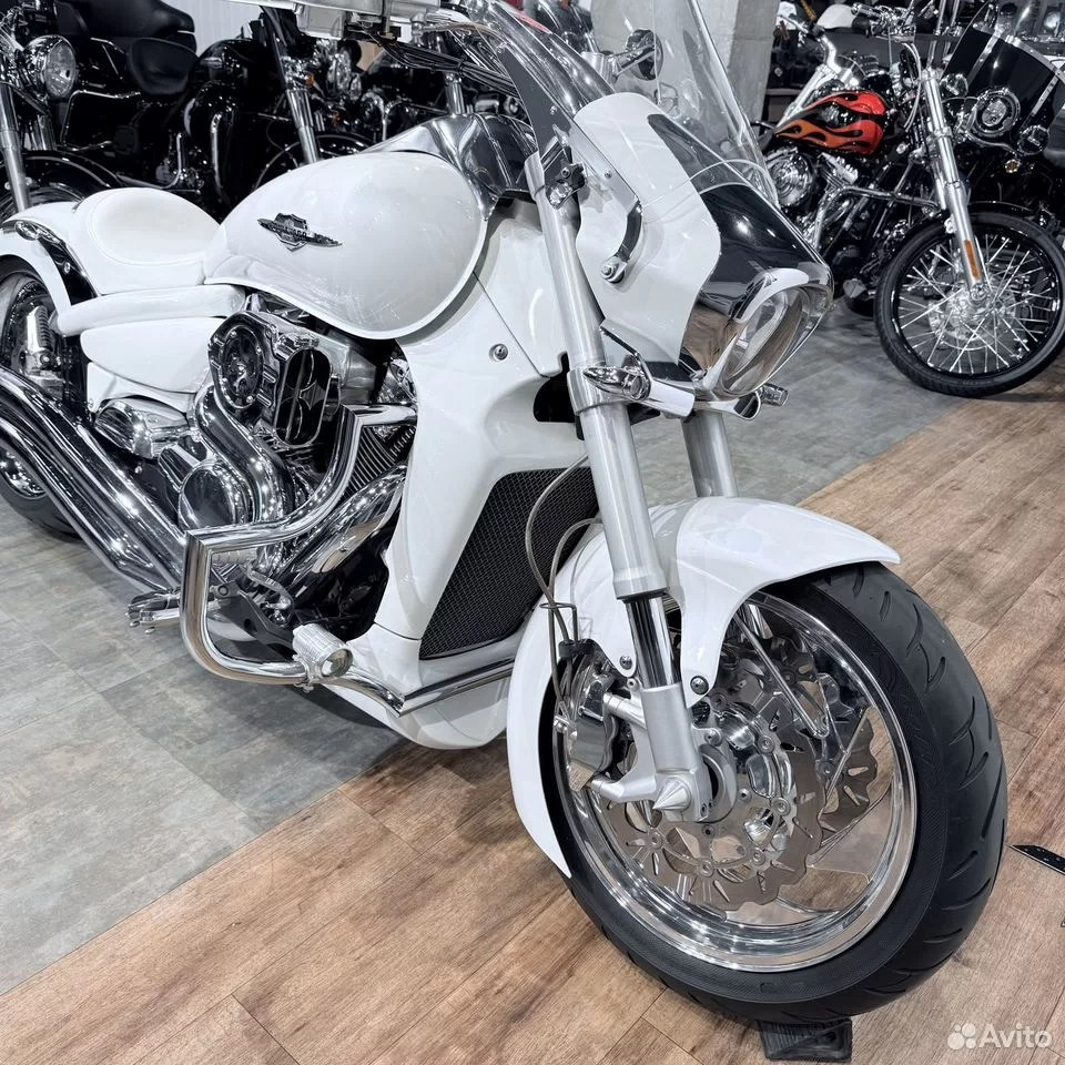 2007 SUZUКI М109R Whitе Hunter. Hello Davidson, Москва. Только хорошие мотоциклы…