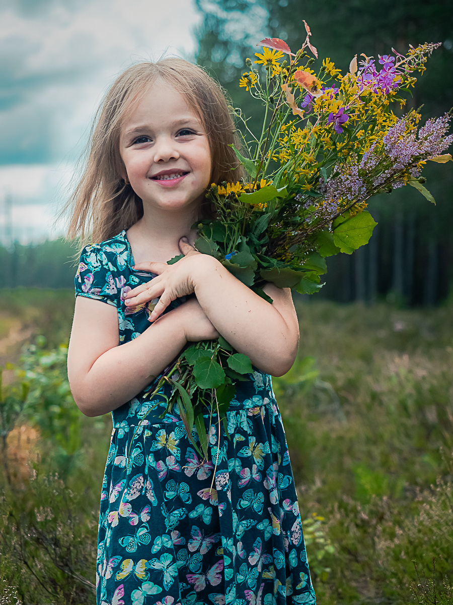 осенняя детская фотосессия на природе,детская фотосессия на природе весной