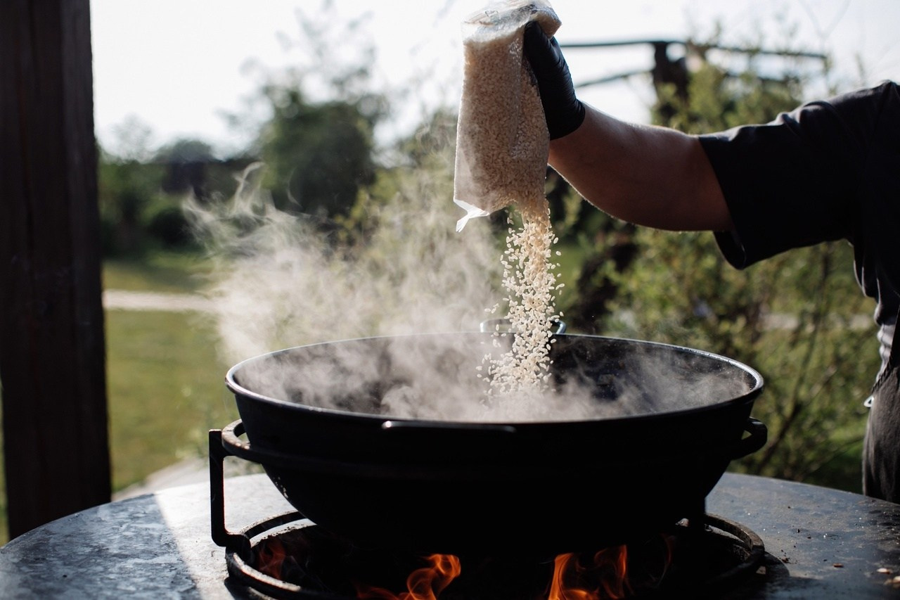 Паэлья с морепродуктами. Кейтеринг Royal Catering | По Москве и Московской области организуем р