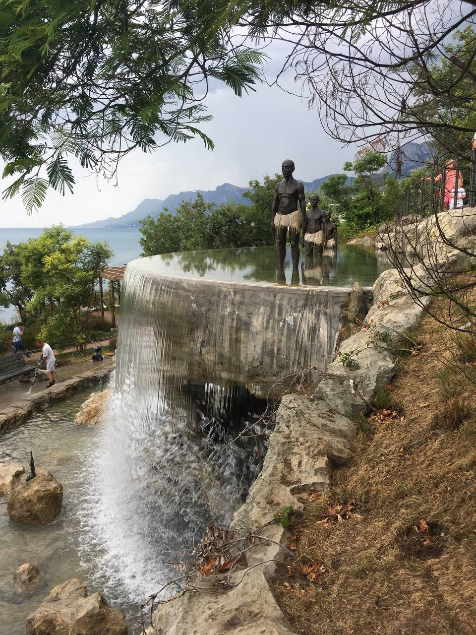 Локации для фотосессии в Ялте. Профессиональная фотосъемка в Крыму. Натуральные эмоции и живые кадры. Забронируйте дату прямо сейчас!