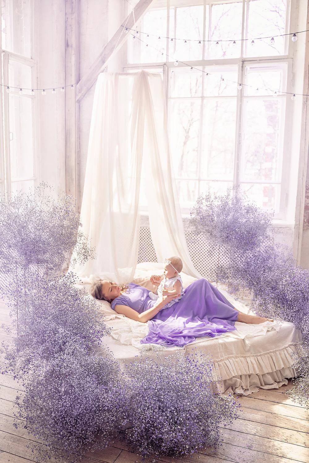 Весенняя фотосессия в лиловых цветах. Детский и семейный фотограф в Москве Катерина Орлова