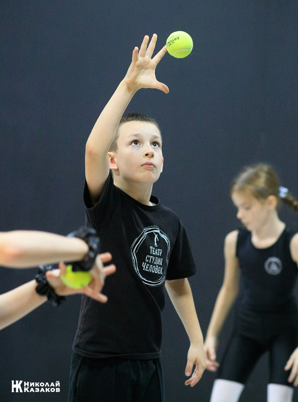СТУДИЯ «ЧЕЛОВЕК». Николай Казаков. Профессиональный фотограф. Преподаватель фотографии