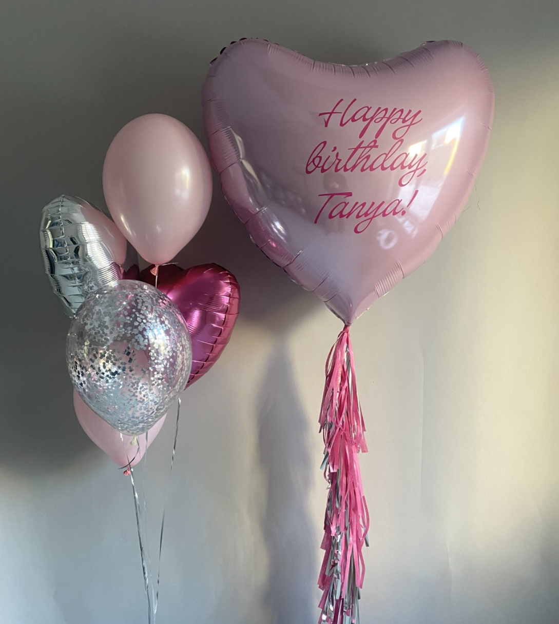 Prodavnica balona Novi Sad Prodavnica balona Beograd. Шары с гелием, фотозоны Нови Сад Белград. Balone i dekoracije od balona Novi Sad Beograd