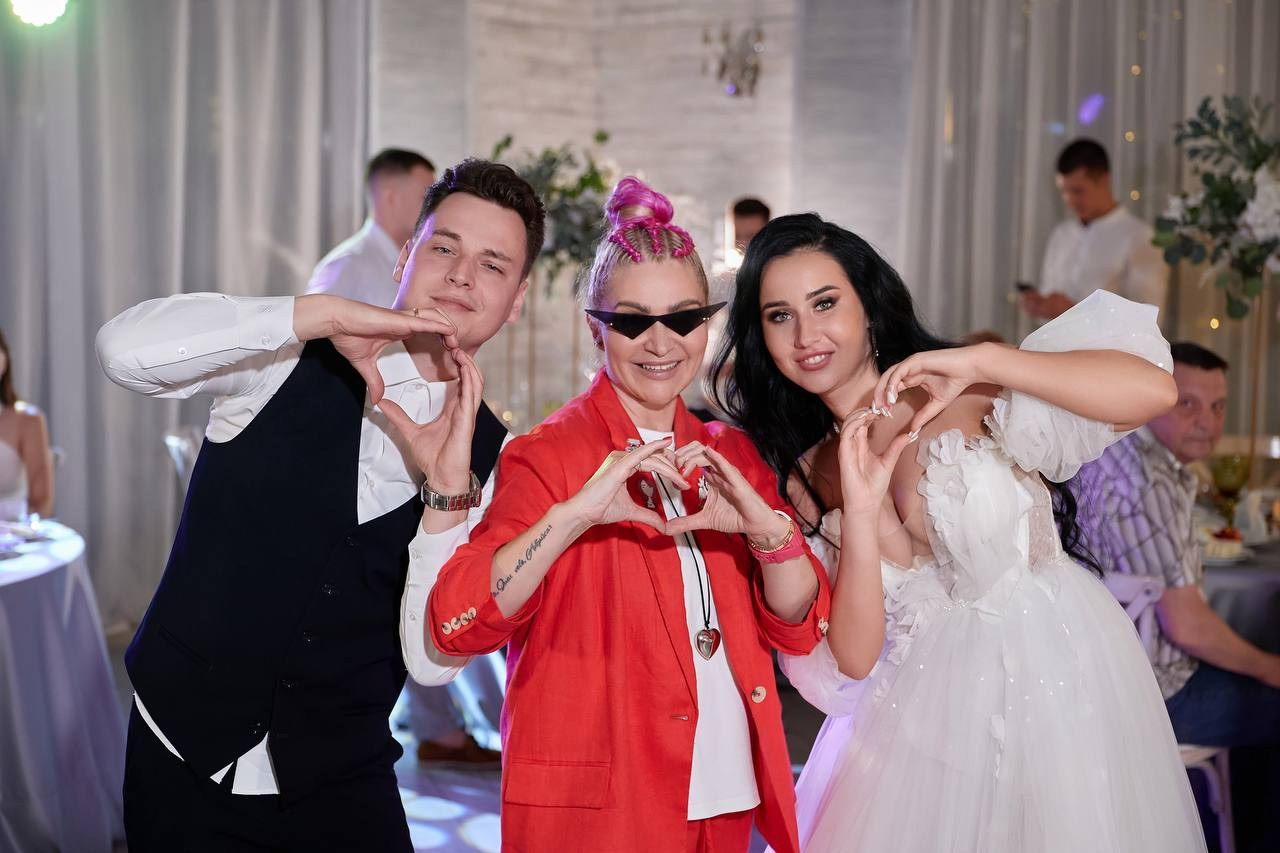 Ведущая Полякова. Подрядчики и друзья сети свадебных площадок House for wedding