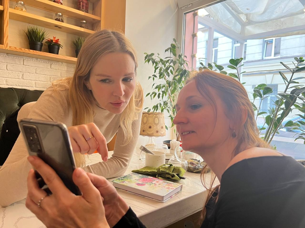 «В КРУГУ» Психологические тренинги в Санкт-Петербурге в живом формате