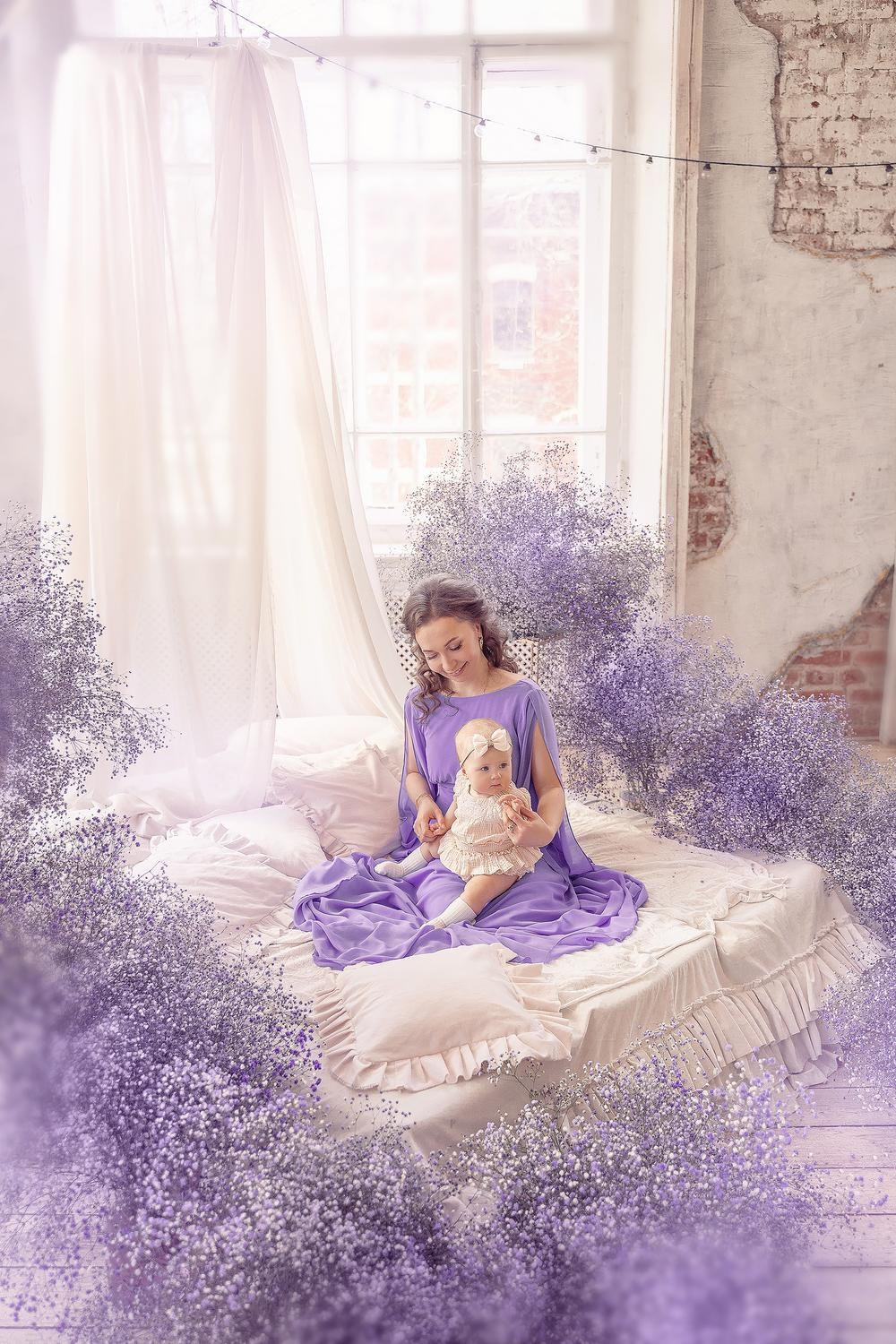 Весенняя фотосессия в лиловых цветах. Детский и семейный фотограф в Москве Катерина Орлова
