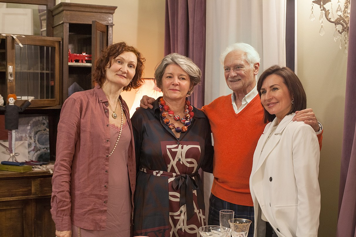 В Петербурге время чая. ФОТОГРАФ ЛИЛИЯ БИЧУРИНА