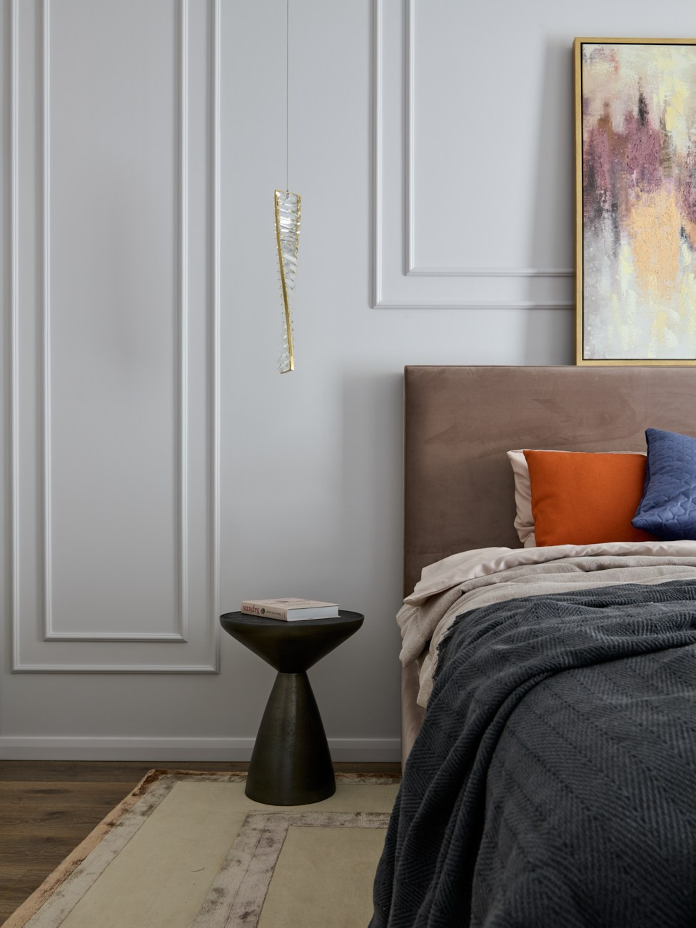 Спокойный серый бархат 2025. Фотограф для дизайнеров, застройщиков и бизнеса — интерьеры и архитектура — Роман Свободный в Москве и по России