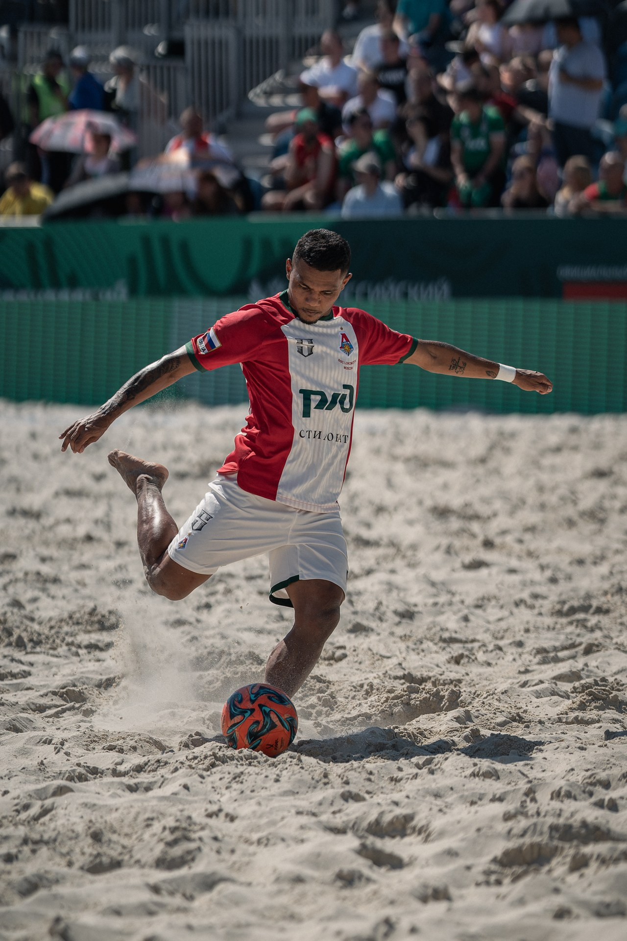 Beach Soccer: Lokomotiv vs Sportivo Luqueño — 6:4 Photo Report | Sergey Churnosov