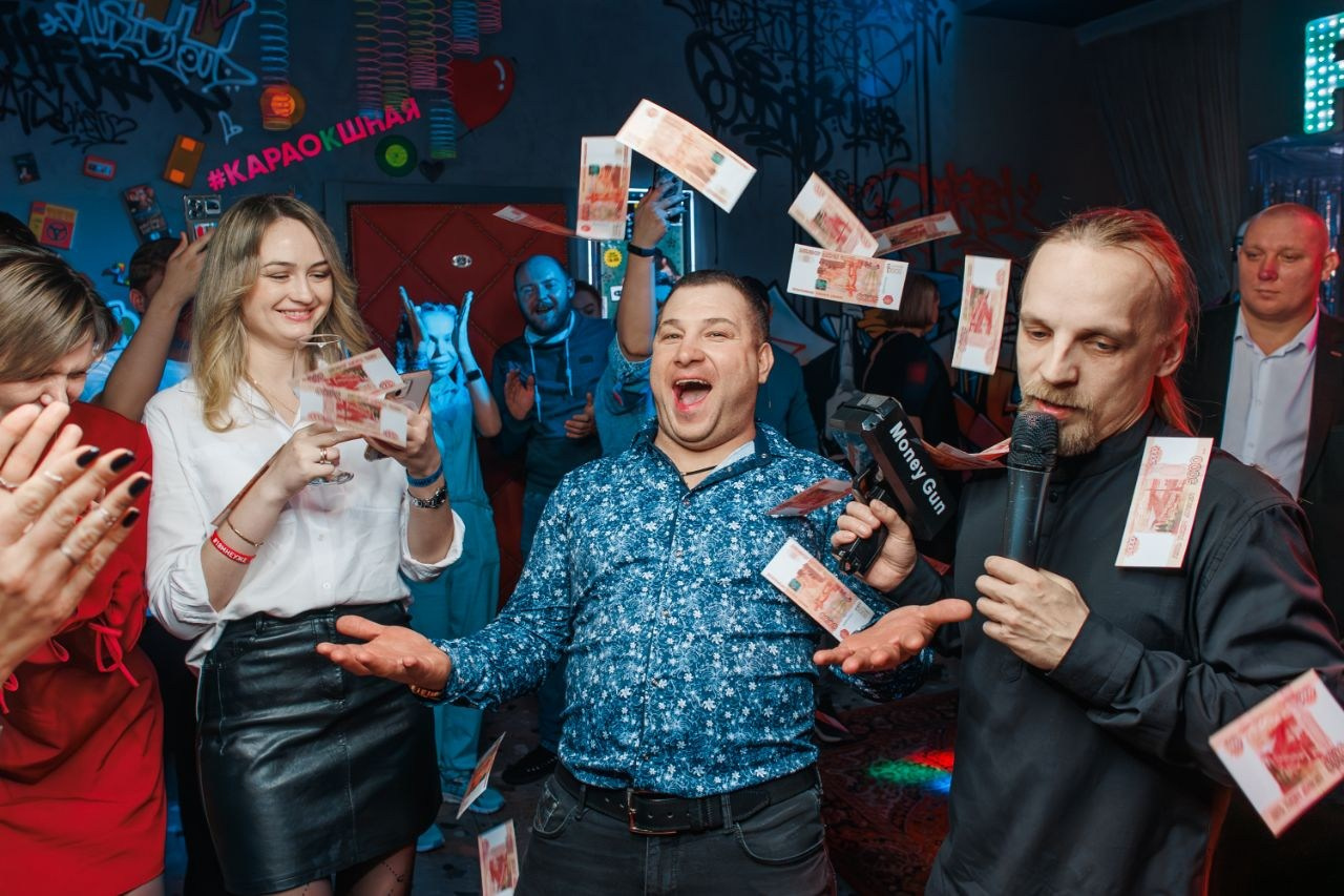 Ведущий + диджей + кавер-певица + флейринг-шоу на любой праздник для детей и взрослых в Москве и МО