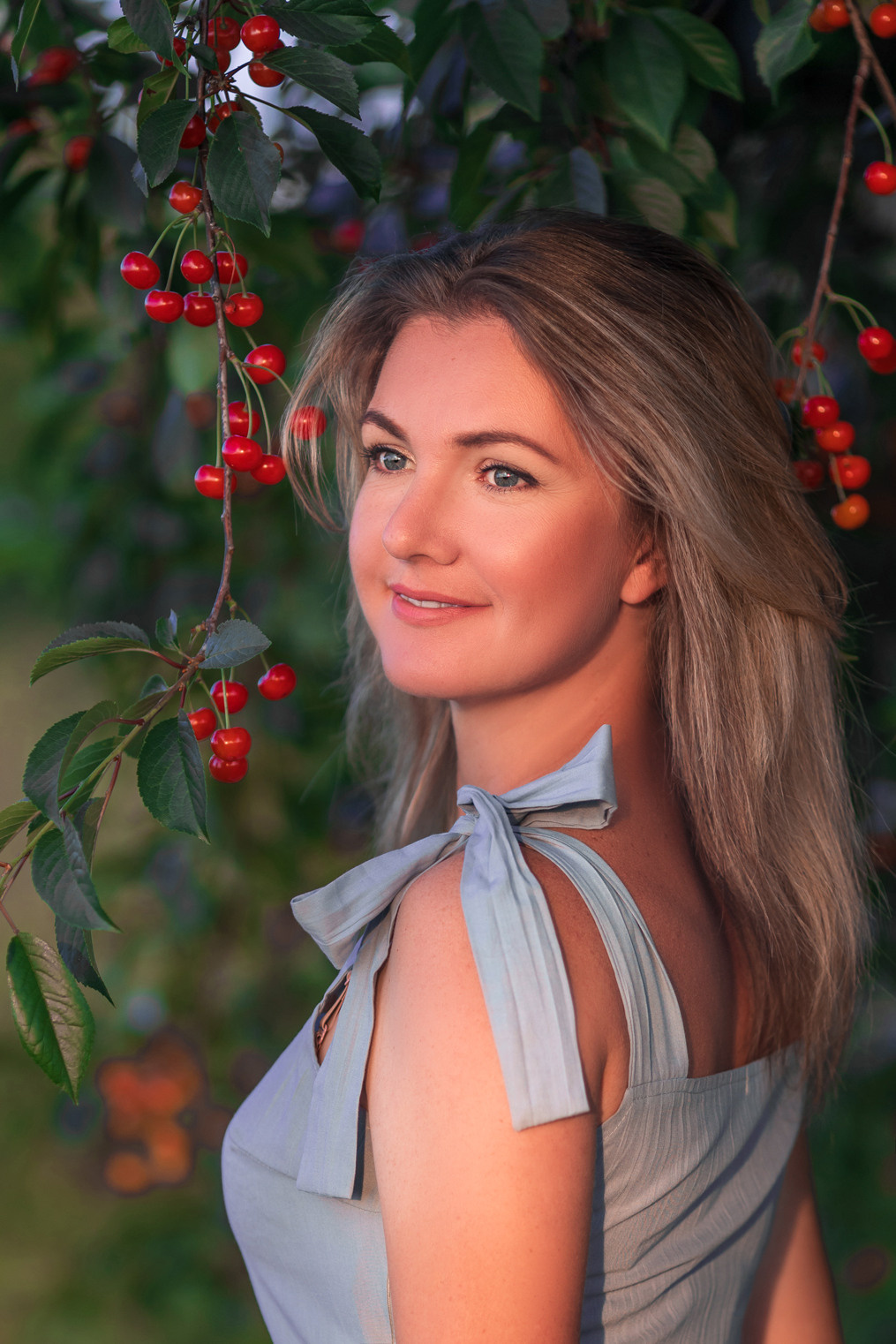 Вишня на даче. Семейный и детский фотограф |Брянск| Анастасия Перепелкина