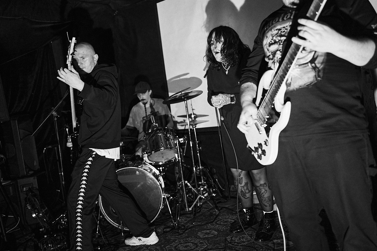 Сожитель, Смерть На Пляже, Линия Бикини, Выродок, Мразь. Иван Кобяков