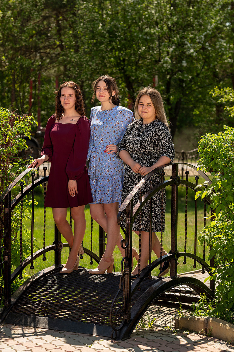 Фотосессия выпускниц Педколледжа. Семейный и детский фотограф в Канске и Канском р-не, Красноярск и