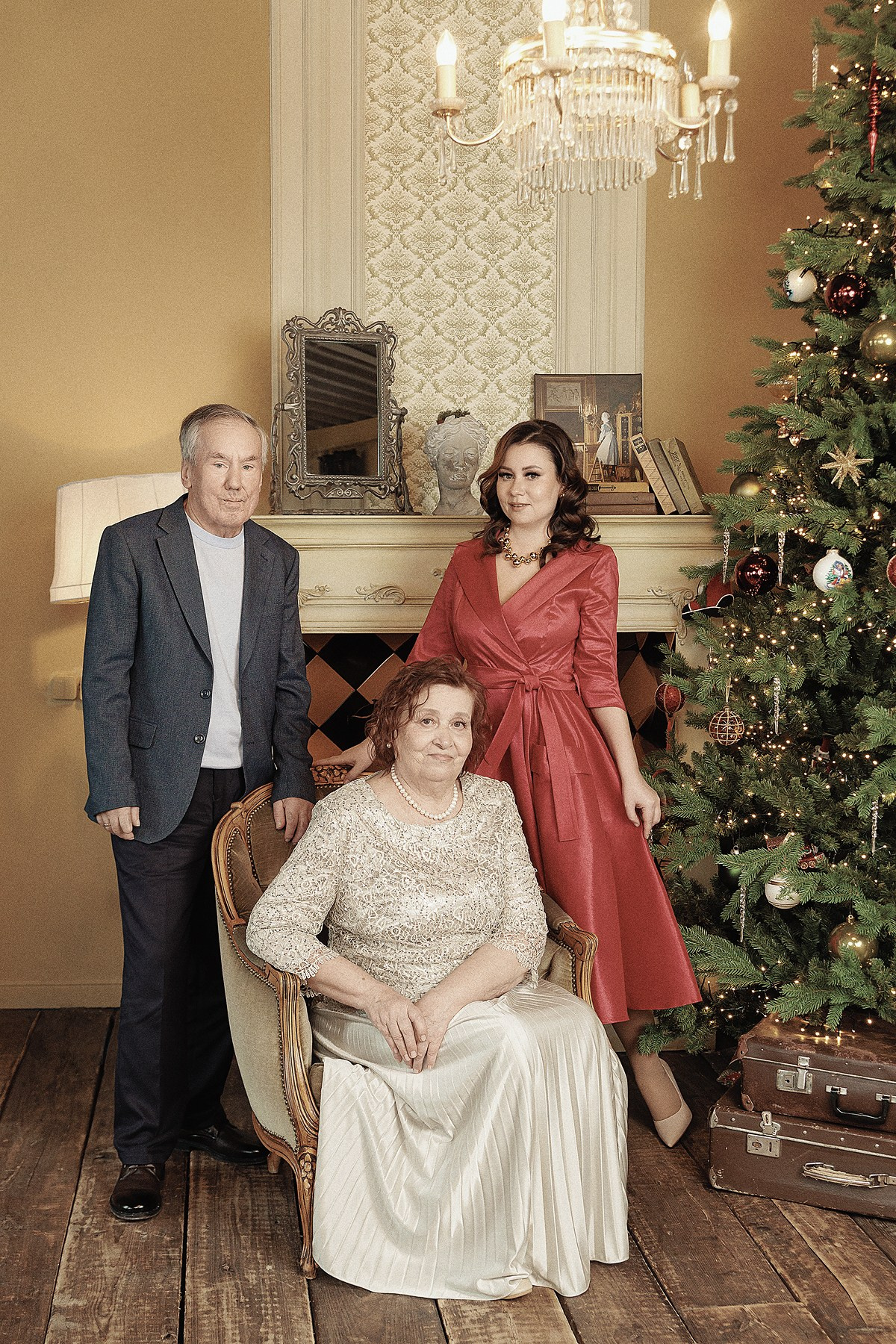 Семейная студийная фотосессия в Омске. Фотограф в Омске Таня Бережная