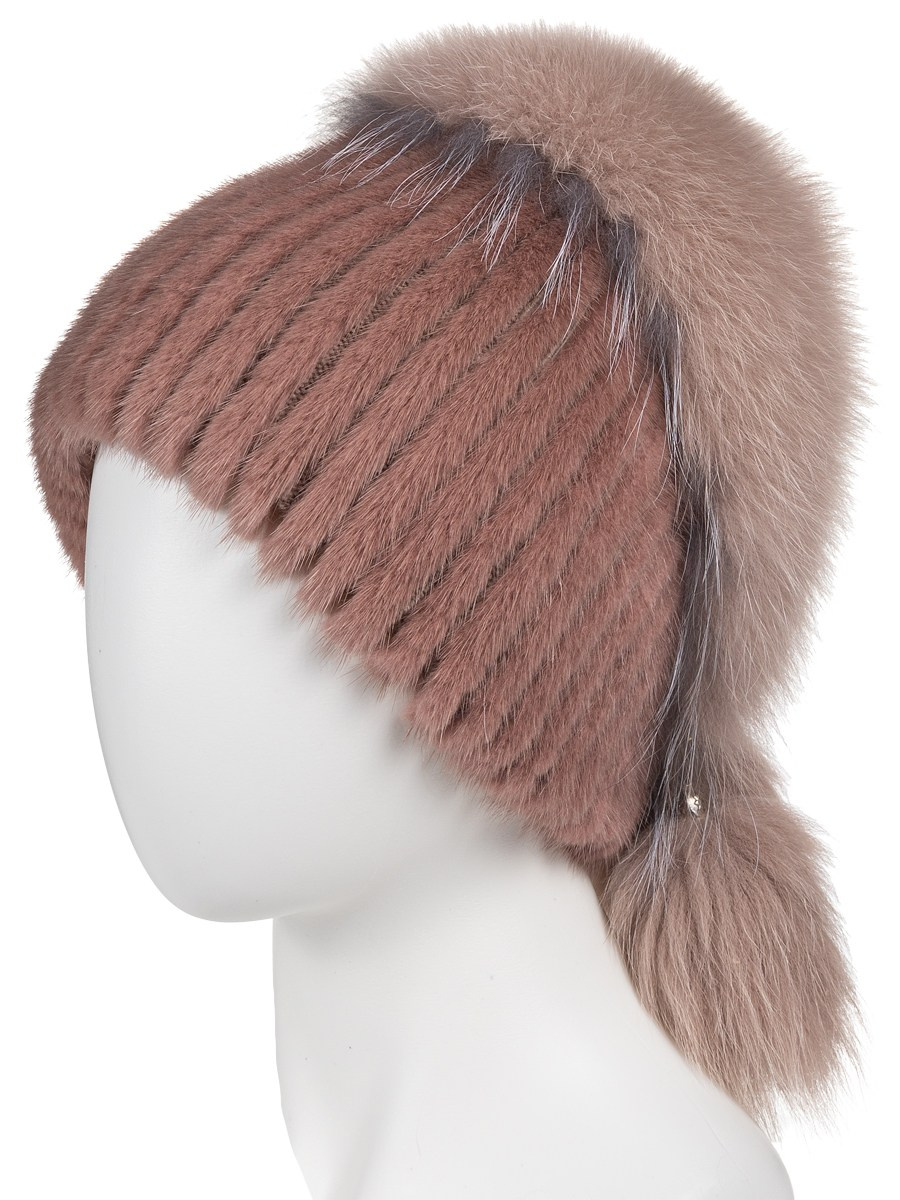 Шапка коричневая с помпоном