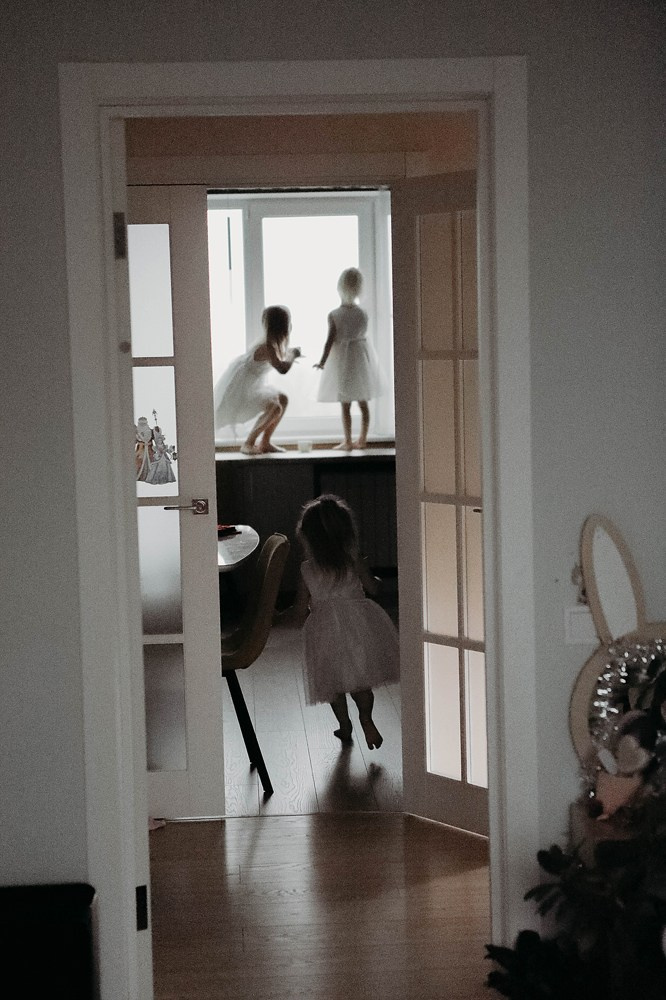 Домашняя уютная семейная фотоссесия. Саша + Саша = трое детей. Катя Сидор — фотограф в Москве