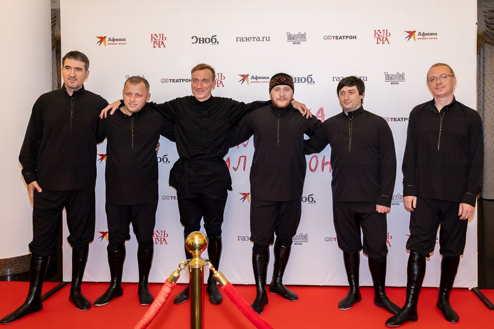 Репортаж с премьеры спектакля «Я, бабушка, Илико и Илларион» в Музыкальном театре «Градский Холл»