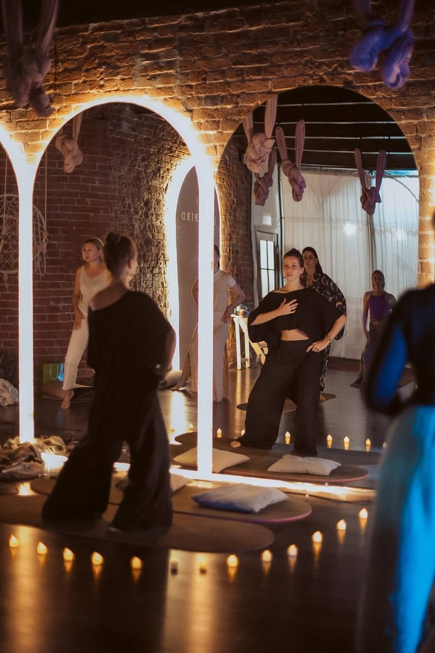 Carina Clavijo Dance. Cari Clavijo | dancer | artist