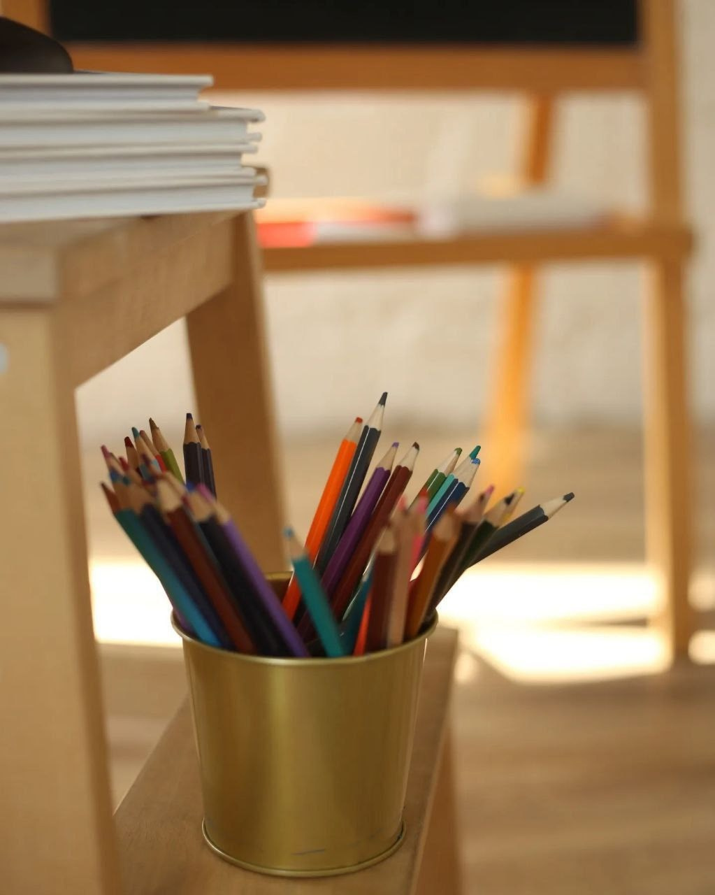 Школьная фотосессия к 1 сентября в студии