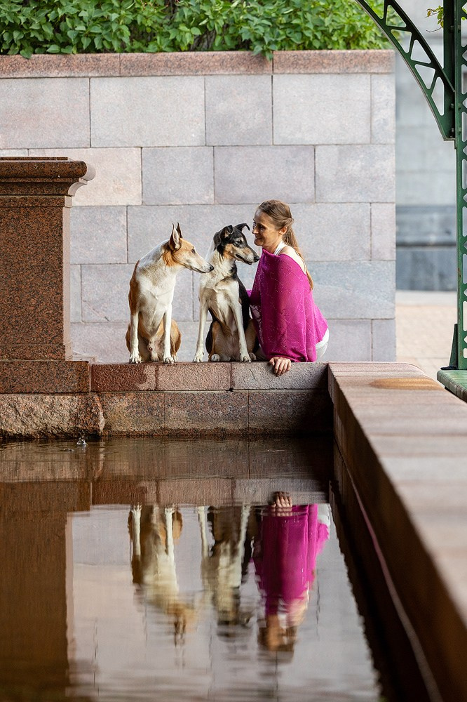 Винтик и Вита в городе. Фотограф-анималист Natalia Deingel | Фотосъемка собак в Москве