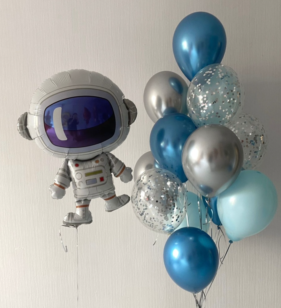 Dostava balona Novi Sad Dostava balona Beograd. Шары с гелием, фотозоны Нови Сад Белград. Balone i dekoracije od balona Novi Sad Beograd