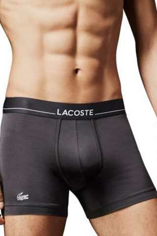 Креативная съемка для демонстрации различных текстур и тканей