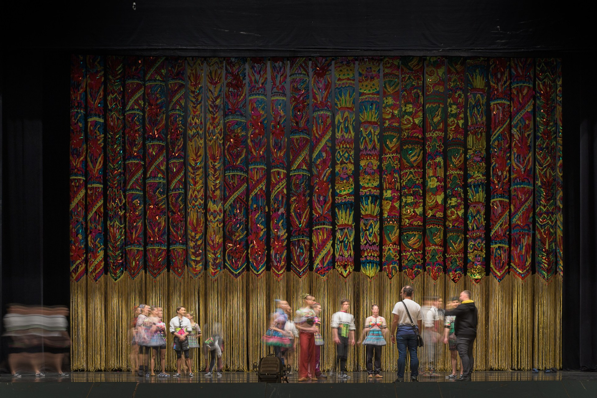 Декорации для балета «Озорные частушки» | Театр балета им. Якобсона. История занавеса. Превращаем идею в технологию