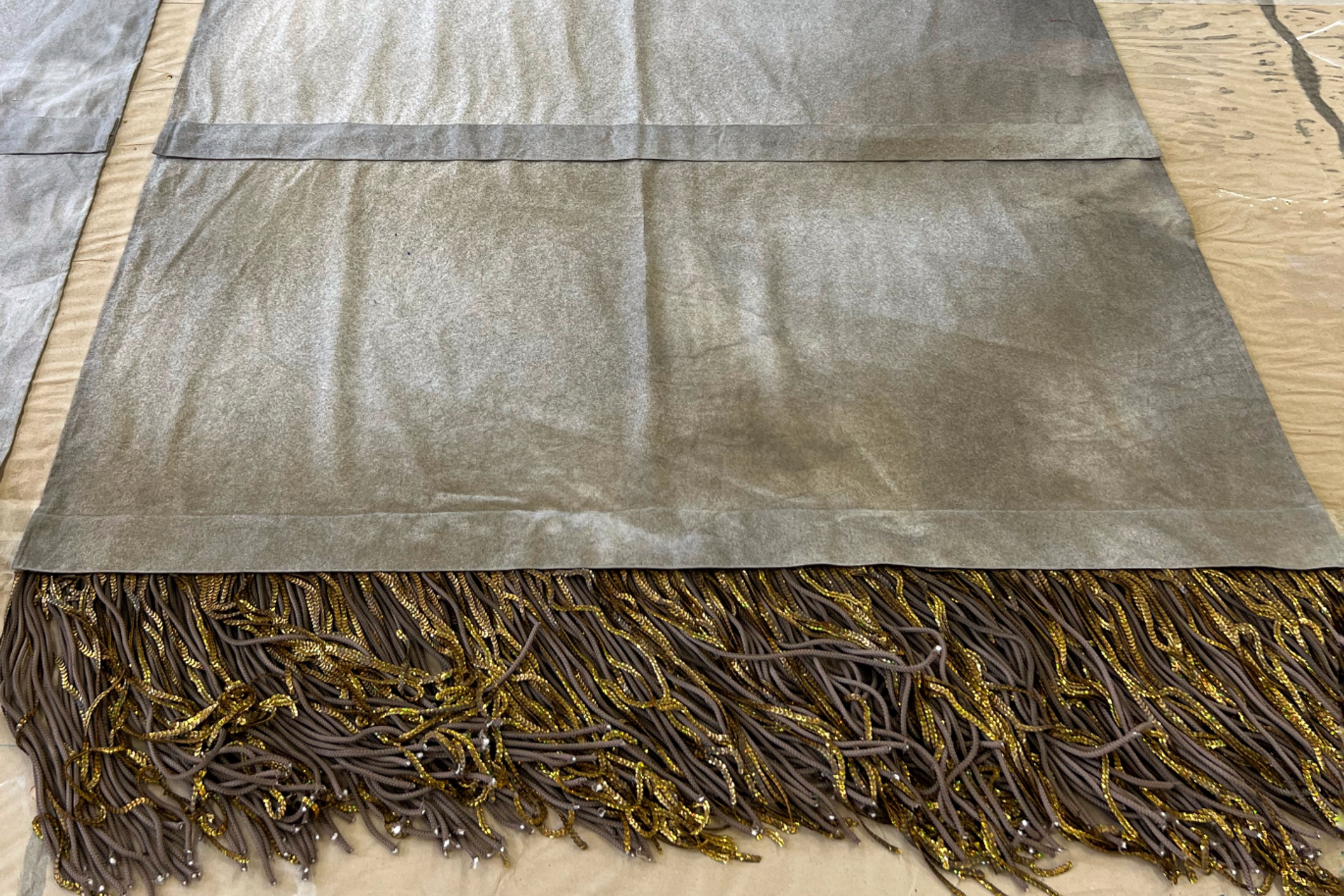 «Митина Любовь» Московский международный Дом Музыки. История занавеса. Превращаем идею в технологию