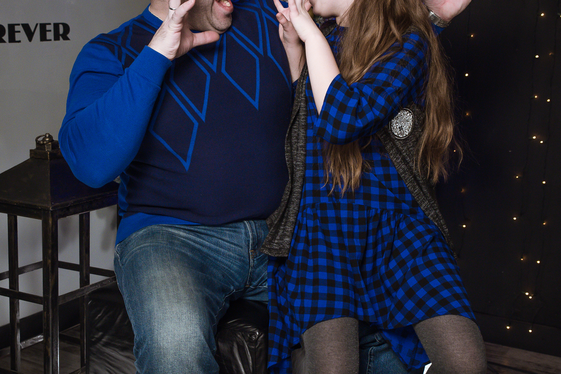 Елена в ожидании со своей семьей