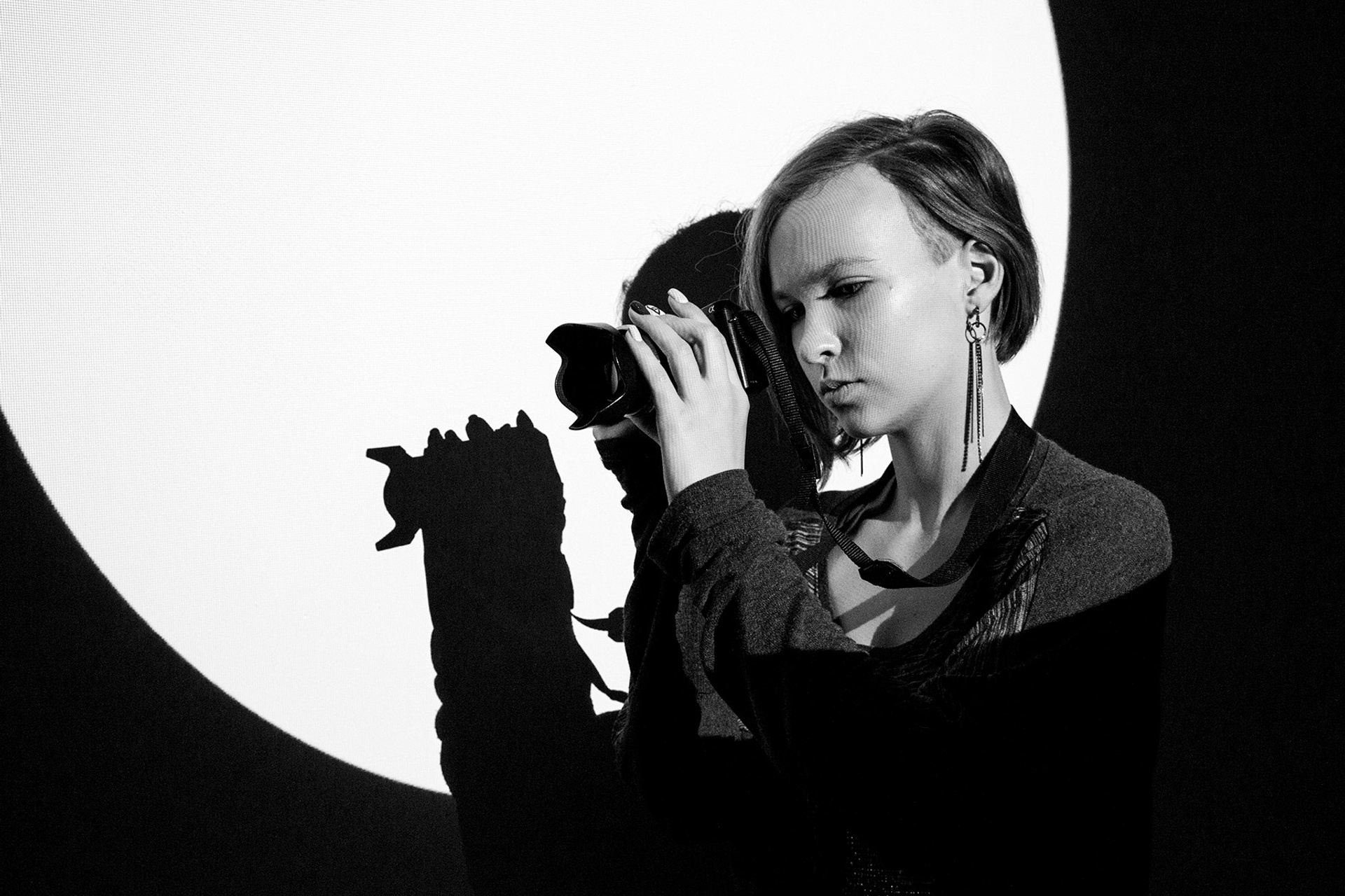 Свет и тень - рабочие инструменты фотографа.