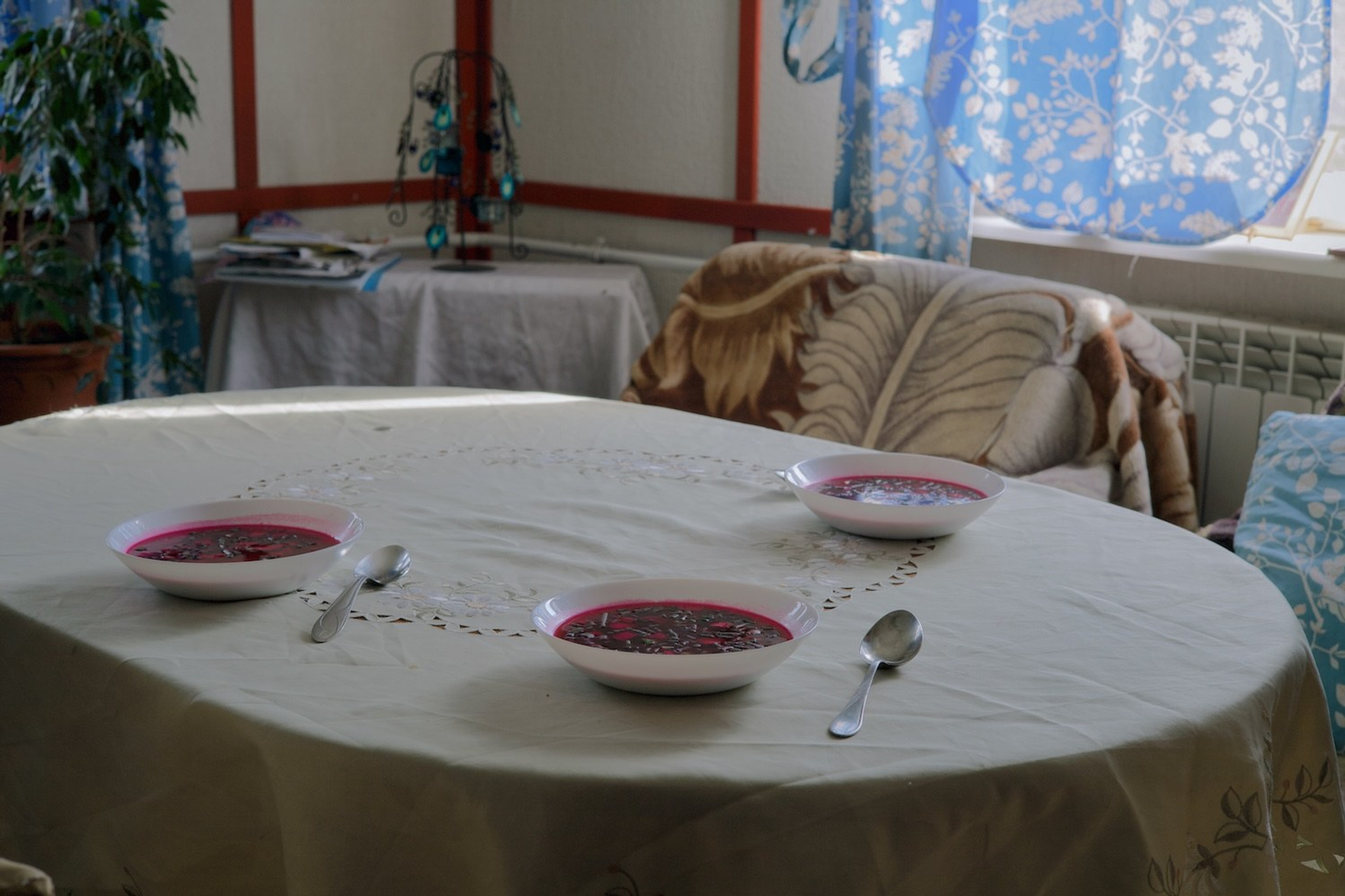 Истинка. Marina Kuzmina is a photography and video artist