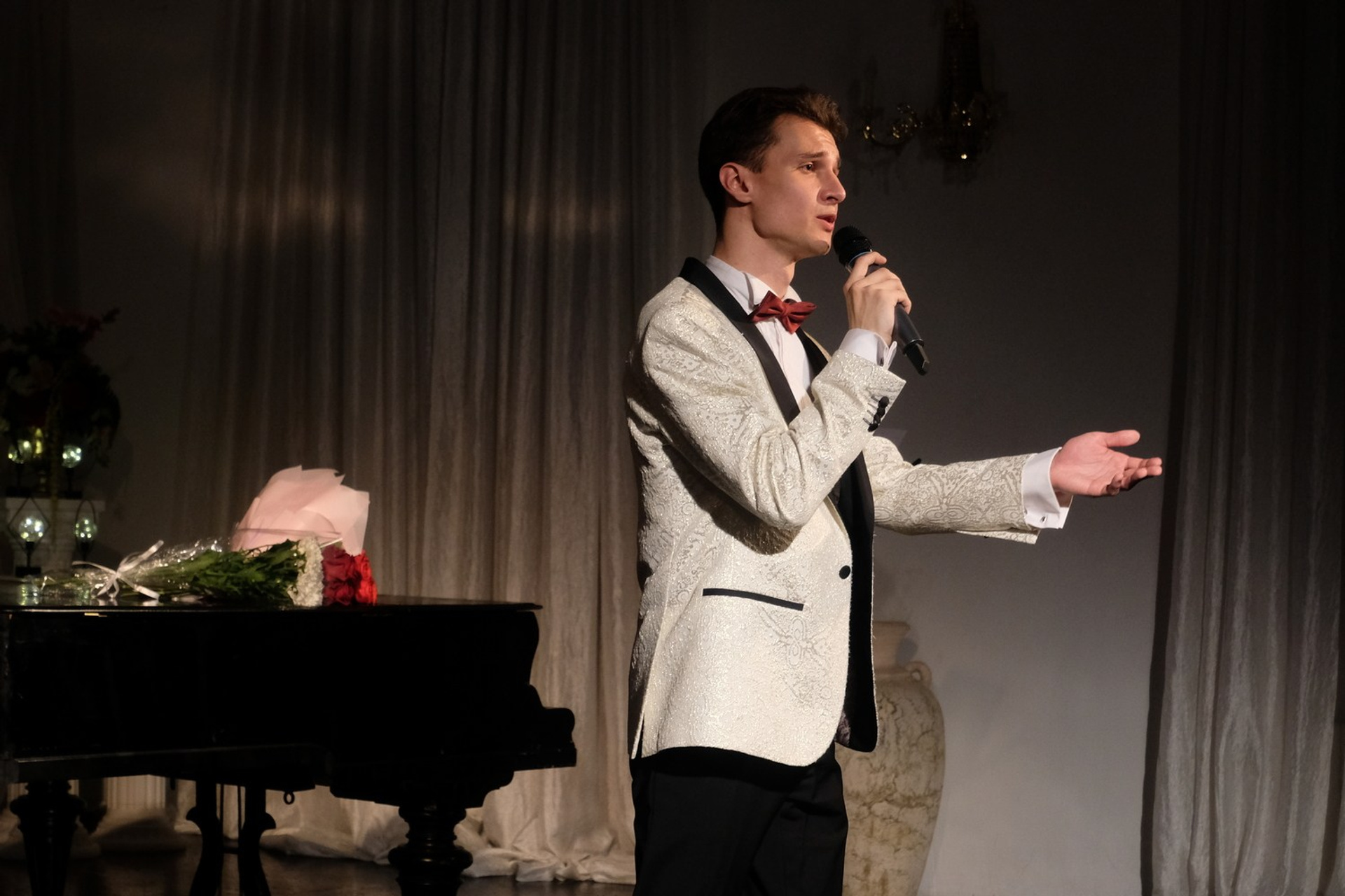 Максим Стафеев, пригласить артиста на праздник