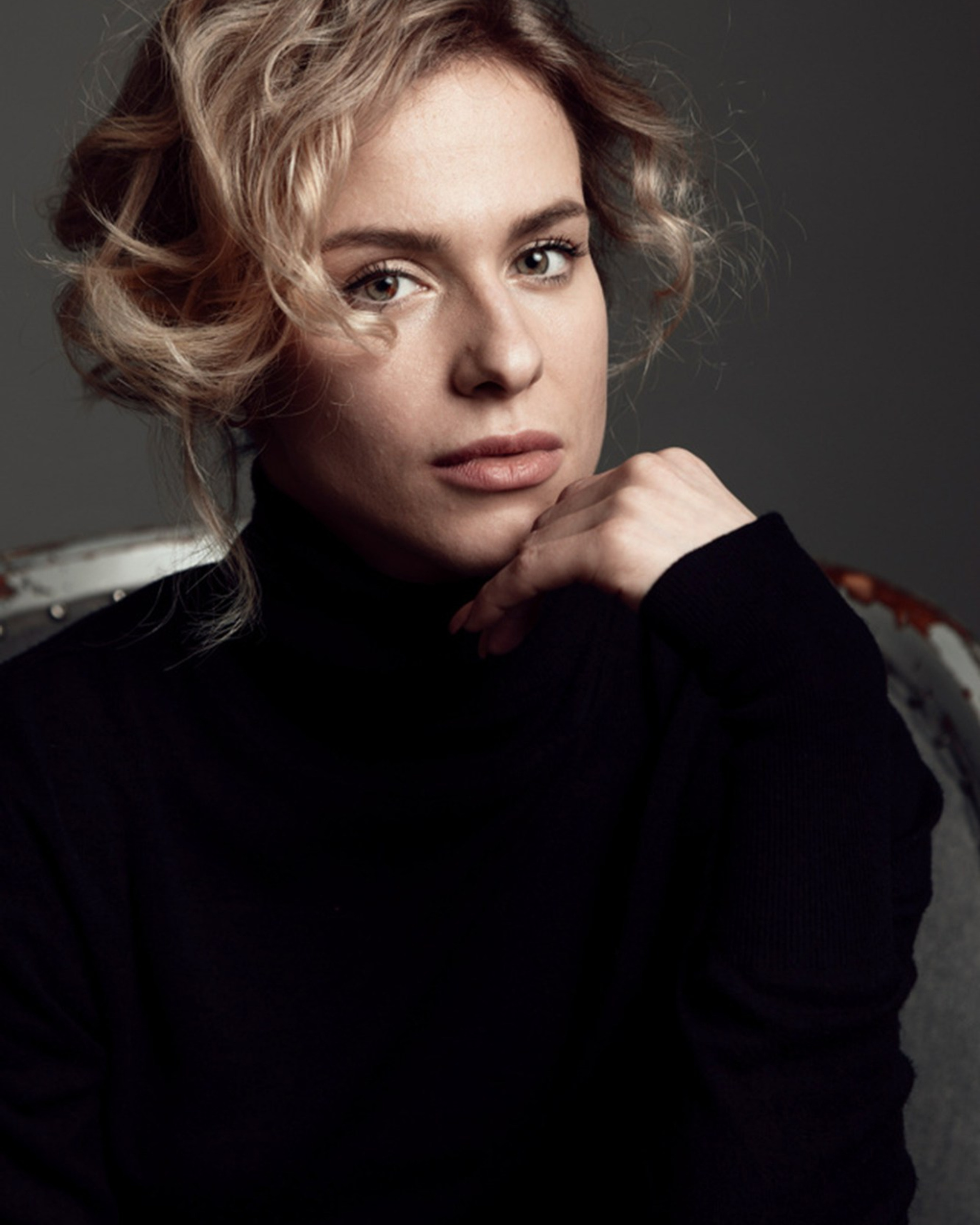 Editorial Personal Branding Portrait