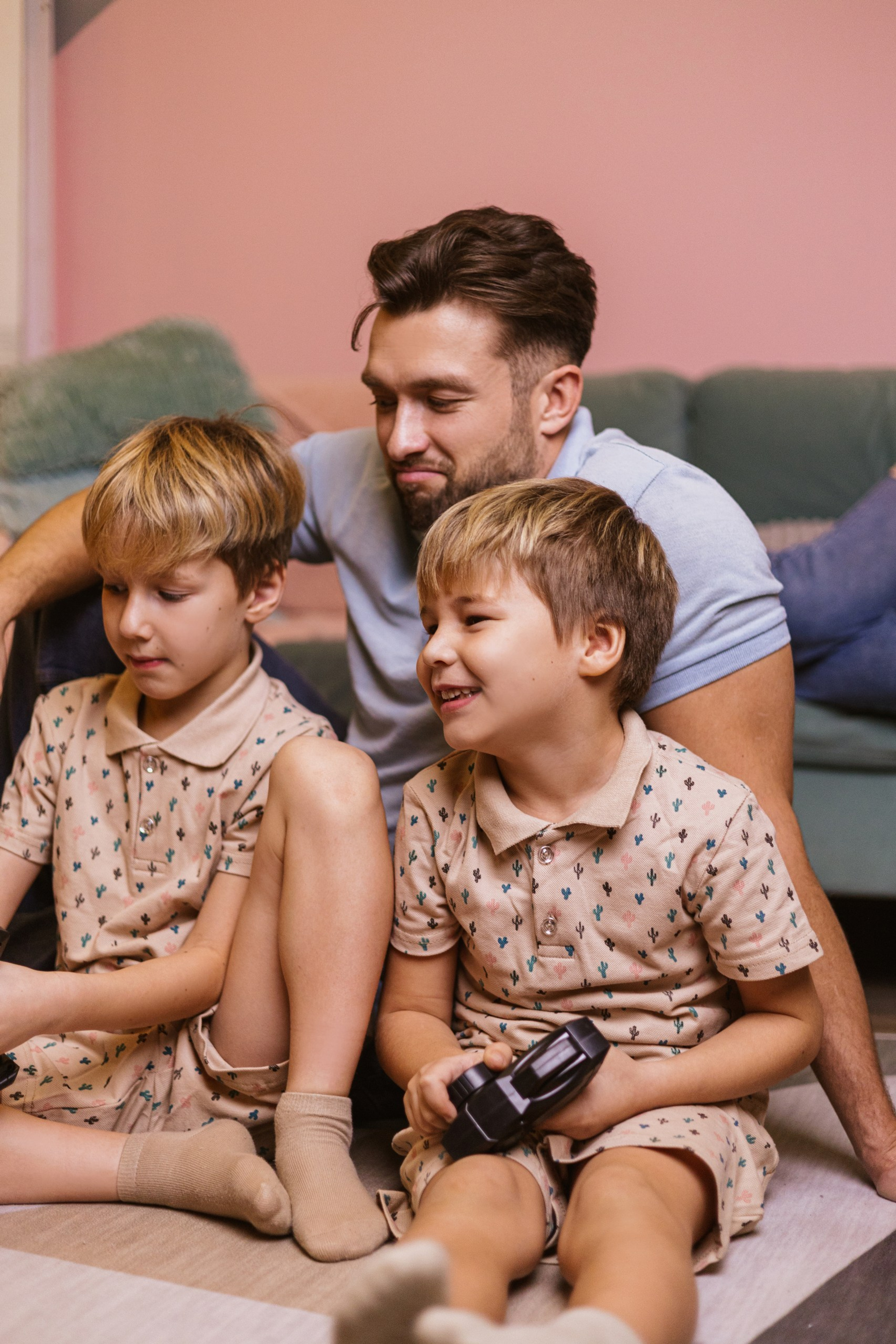 Модель мальчик для съемки на маркетплейсы Иван Б.Н.Новгород |Sale Easy